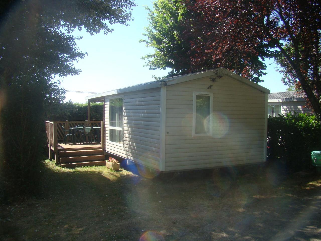 Camping Le Pigeonnier Saint-Crepin-et-Carlucet ภายนอก รูปภาพ